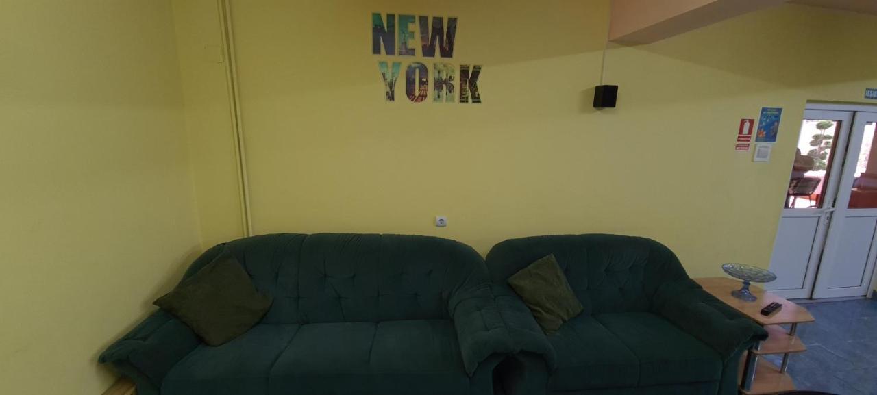 Pensiunea Aurora - Great Hostel 보이네아사 외부 사진