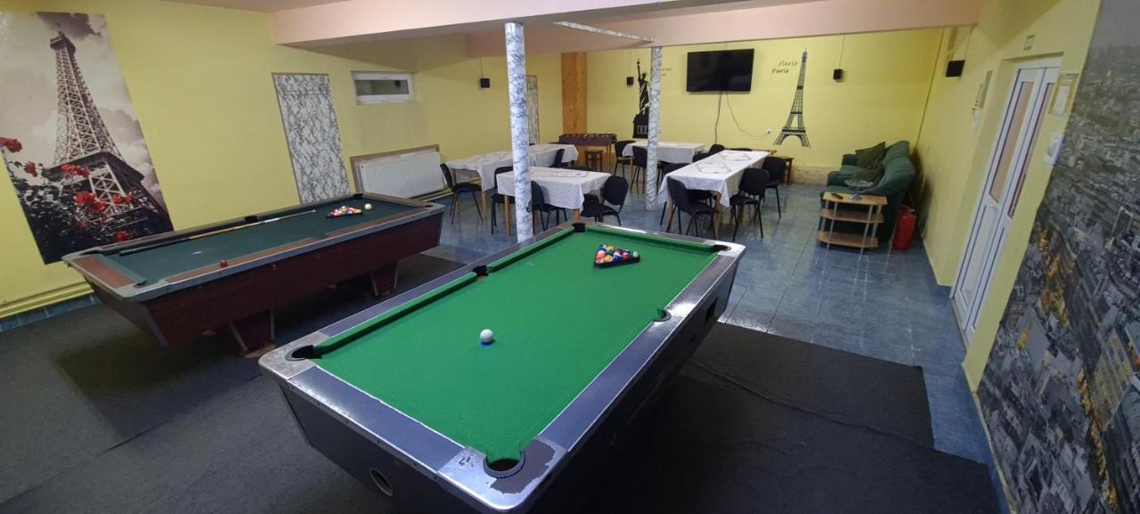 Pensiunea Aurora - Great Hostel 보이네아사 외부 사진
